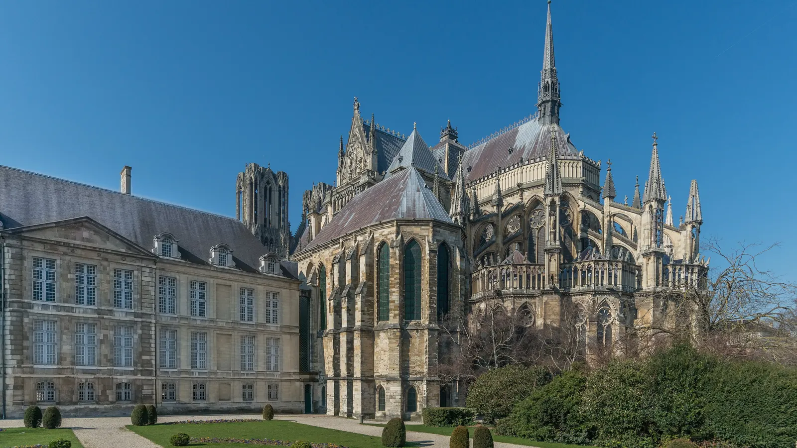 La cathédrale Notre-Dame de Reims et le Palais du Tau